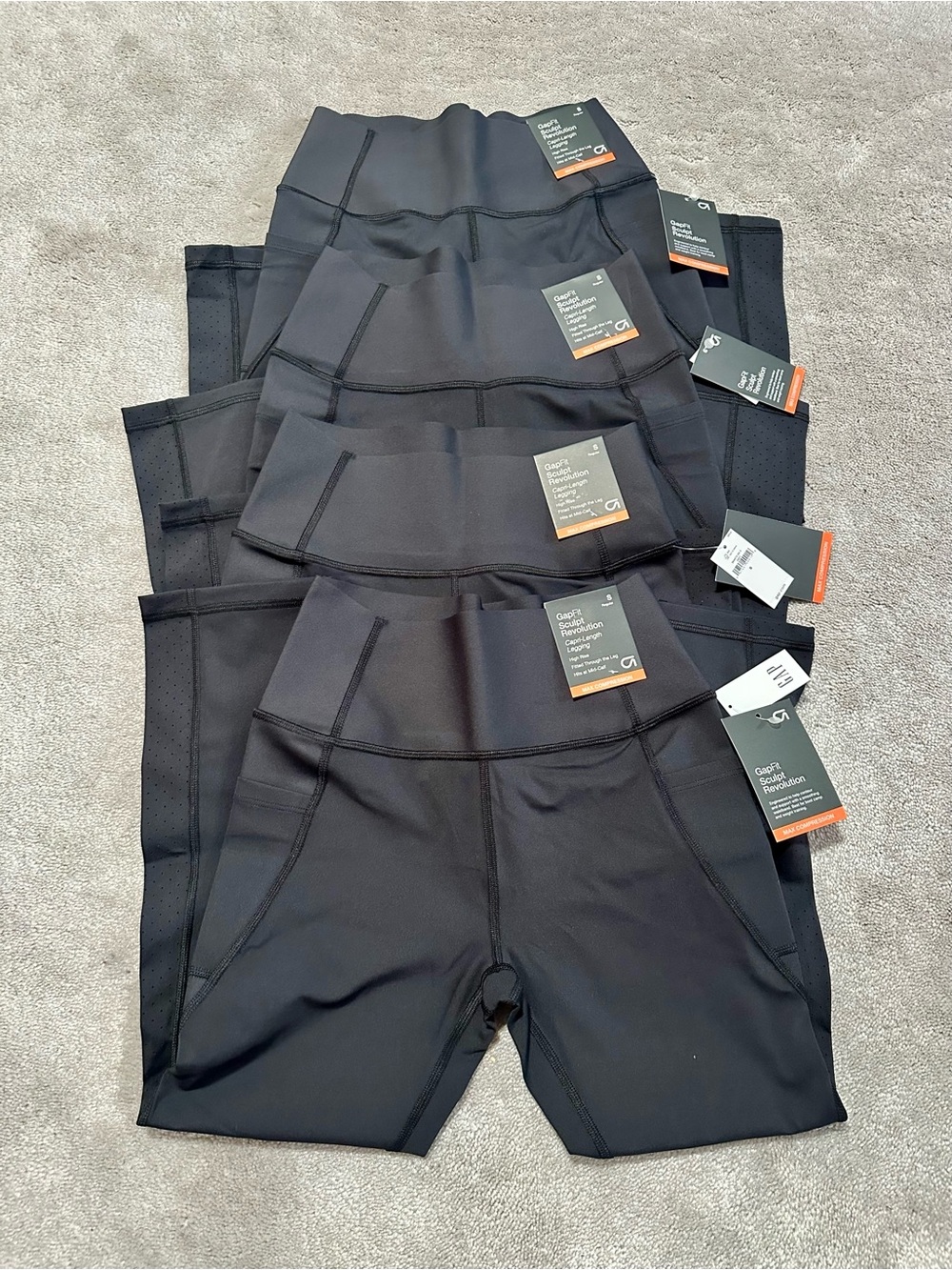 NWT 4 pairs Gapfit black High Rise Sculpt Revolution Capris leggings